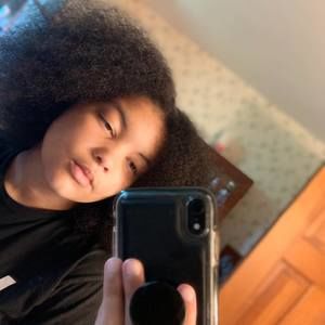 Meet your Posher, Alena